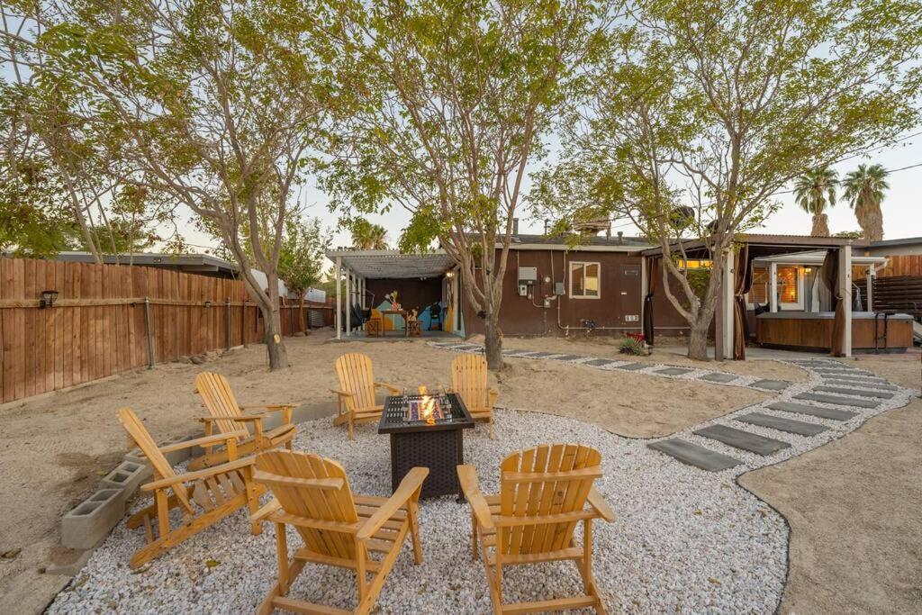 הוילה ג'ושואה טרי Palm Vista Retreat *Hot Tub/Cowboy Pool/Hammocks* מראה חיצוני תמונה